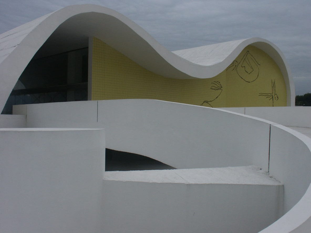 Oscar Niemeyer, Museu de Arte Contemporanea Niterói. Foto A.A.Bispo